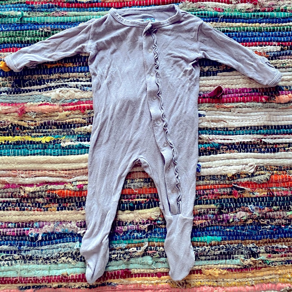 Kickee Pants size 0-3 months GUC